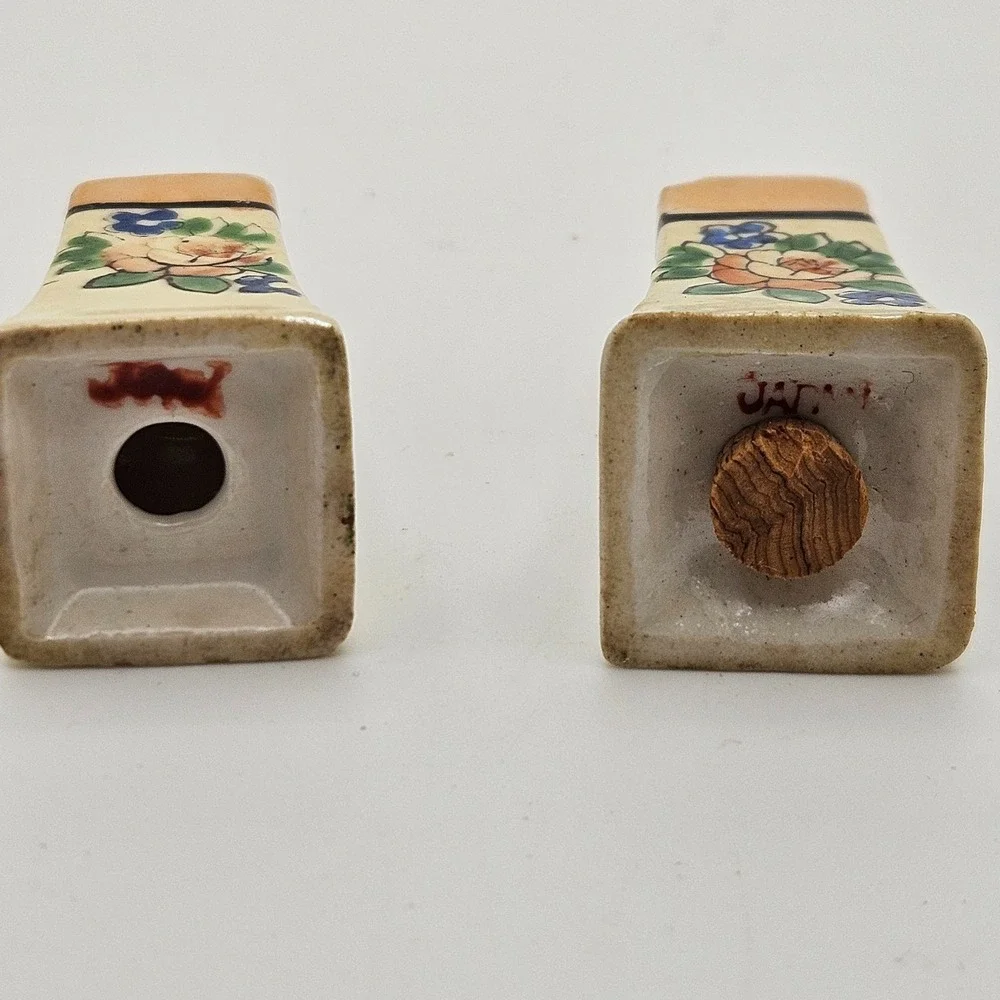 Vintage Japan Ceramic Salt & Pepper Shakers‎ Floral Hand-Painted Square
